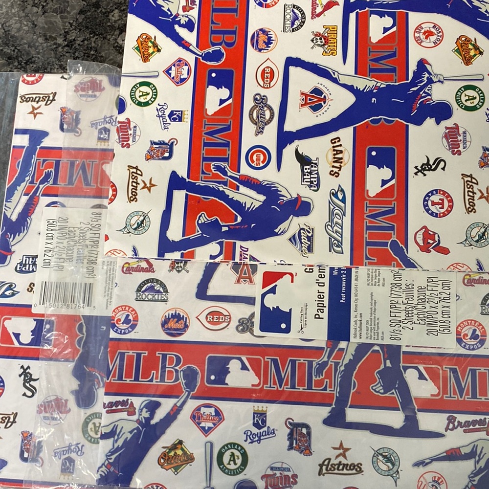 MLB gift wrapping 2006